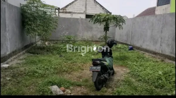 image J008- KAVLING EKSKLUSIF DIPAGAR TEMBOK 2 METER DI SAWANGAN DEPOK  (1)