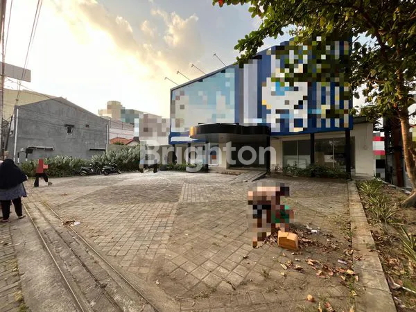 RUANG USAHA STRATEGIS JALAN RAYA UTAMA JAJAR MANAHAN KOTA SOLO