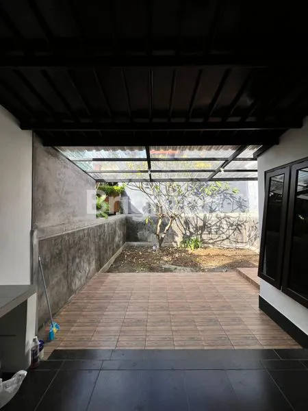 image DIJUAL RUMAH STRATEGIS DI JL. KARANGSATI, DENPASAR BARAT – RP 1,7 MILIAR (NEGO) (3)