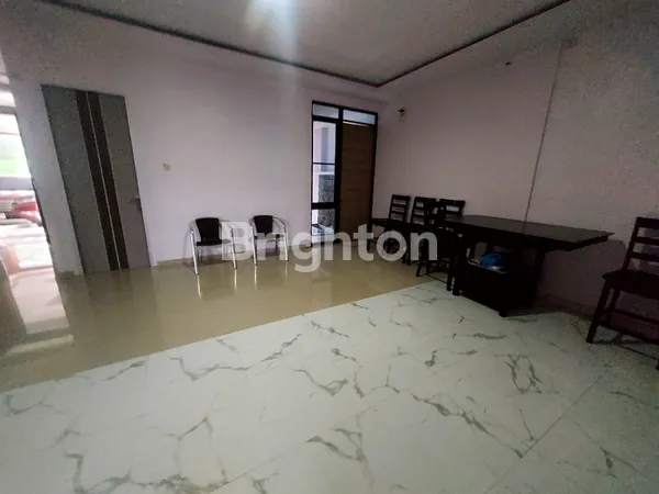 image RUMAH SANGAT LUAS DI TAMAN GOLF RESIDENCE 1 SUKAJADI BATAM (4)