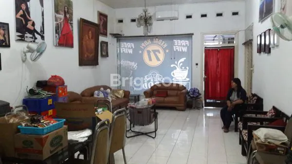 image DIJUAL RUMAH TENGAH KOTA DI JL. R.A. KARTINI, SURABAYA  (2)