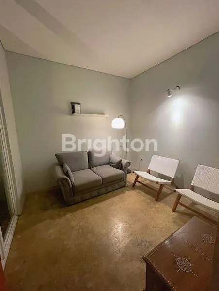 image SEWA RUMAH LUAS DESIGN UNIK (4)