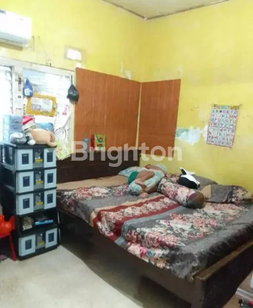 image DIJUAL RUMAH BANGUNAN TUA DI JL. PUCANG ANOM TIMUR GG 4, SURABAYA. (5)