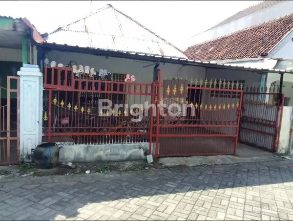 image DIJUAL RUMAH BANGUNAN TUA DI JL. PUCANG ANOM TIMUR GG 4, SURABAYA. (1)