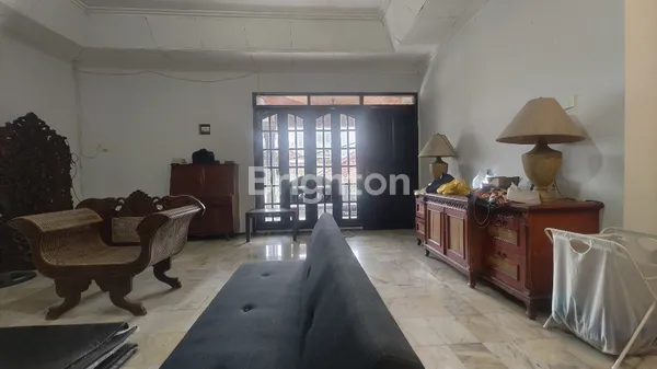 image RUMAH SIAP HUNI DEKAT KFC DAN AREA BISNIS, BISA UTK JADI RUMAH KOS YG PROSPEKTIF (6)