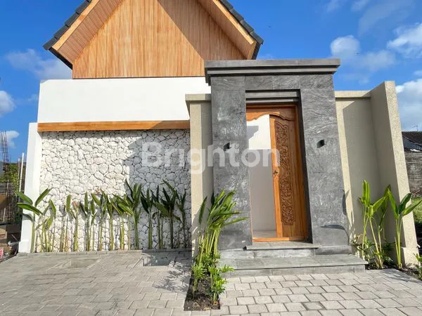 VILLA LEASEHOLD FULLY FURNIHSED AT GN.SALAK