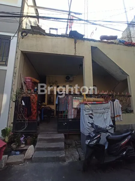 image RUMAH GANG MOTOR DI JELAMBAR JAYA (1)