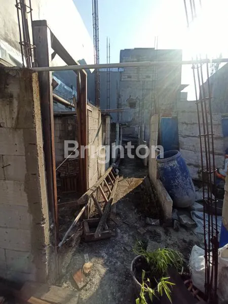 image RUMAH GANG MOTOR DI JELAMBAR JAYA (3)