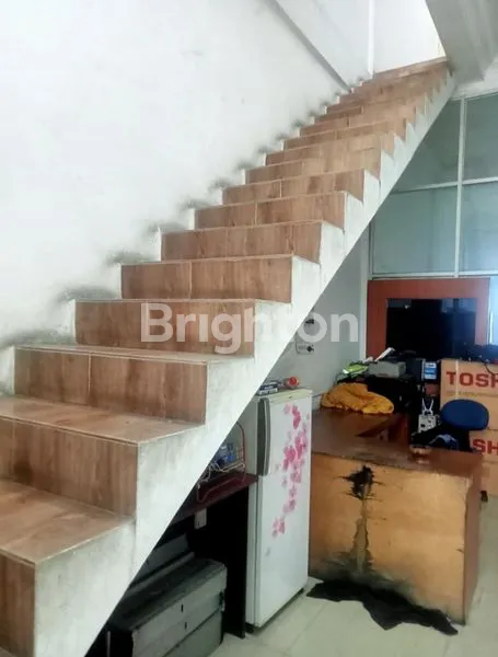 image RUKO 3 LANTAI SIAP PAKAI DI JL. KAPTEN SUMARSONO (2)