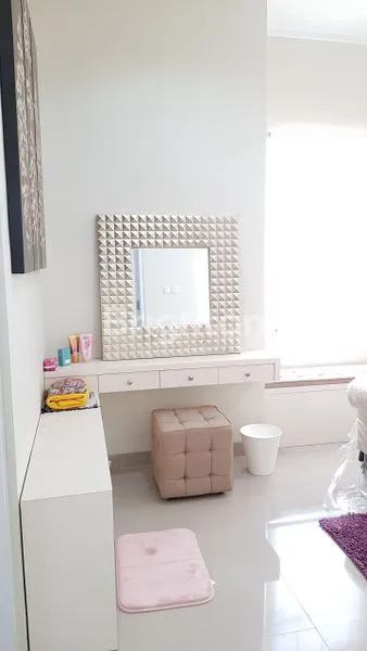 image RUMAH 2 LANTAI SIAP HUNI CLUSTER CIRENDOU (6)