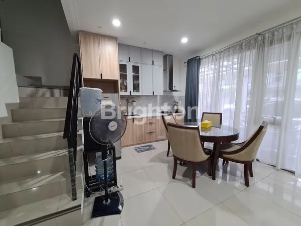 image DISEWAKAN RUMAH YANG NYAMAN DI PIK 2.. (7)