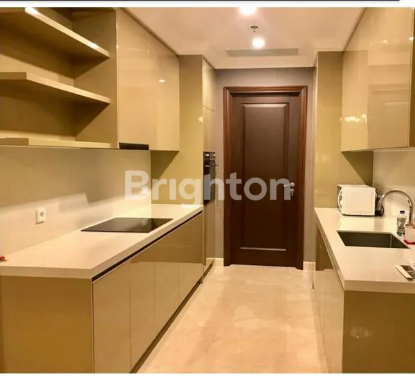 image RUMAH MEWAH 2 LANTAI DI LEGENDA WISATA CIBUBUR, 4KT, SHM (6)