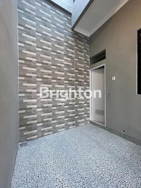 image DIJUAL RUMAH BARU GRES KLAMPIS (2)