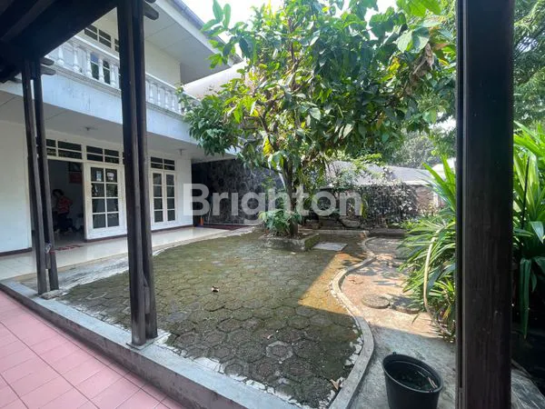 RUMAH LEGA DI PERCETAKAN NEGARA SALEMBA .ASRI NYAMAN