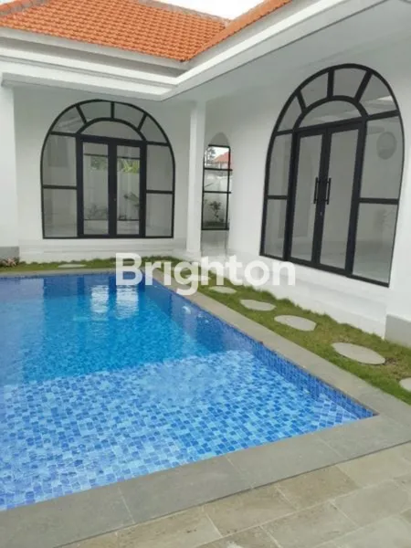 DI SEWAKAN VILLA  MUNDUK TEDUNG TIBUBENENG KUTA UTARA BADUNG BALI