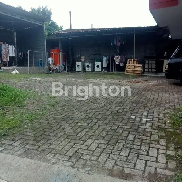 image RUMAH HOOK 2 LANTAI DENGAN HALAMAN LUASSS DI TAMAN BOROBUDUR SEMARANG BARAT (2)