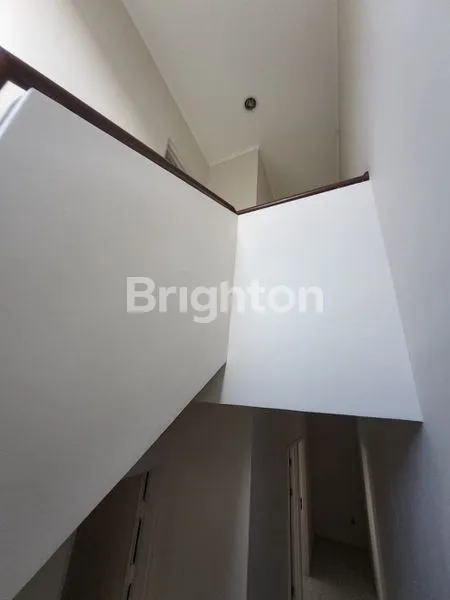 image RUMAH KOST 3 LANTAI DI GADING SERPONG (7)