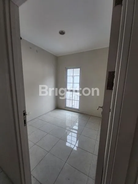 image RUMAH KOST 3 LANTAI DI GADING SERPONG (8)