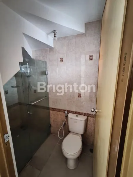 image JUAL SEWA KONTRAK RUMAH 2 LANTAI DUKUH KUPANG TIMUR SURABAYA BARAT KUPANG INDAH CIPUTRA WORLD PAKUWON MALL (4)