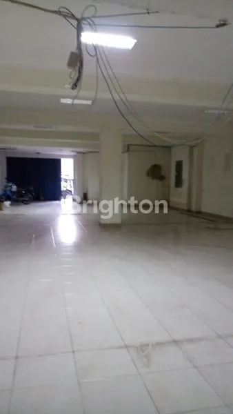 image RUKO 2 LANTAI LOKASI STRATEGIS DI PINGGIR JALAN RAYA (3)