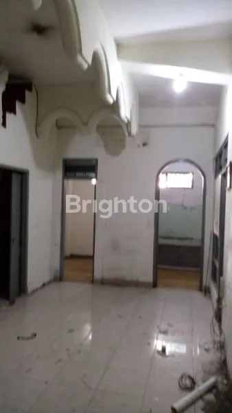 image RUKO 2 LANTAI LOKASI STRATEGIS DI PINGGIR JALAN RAYA (5)