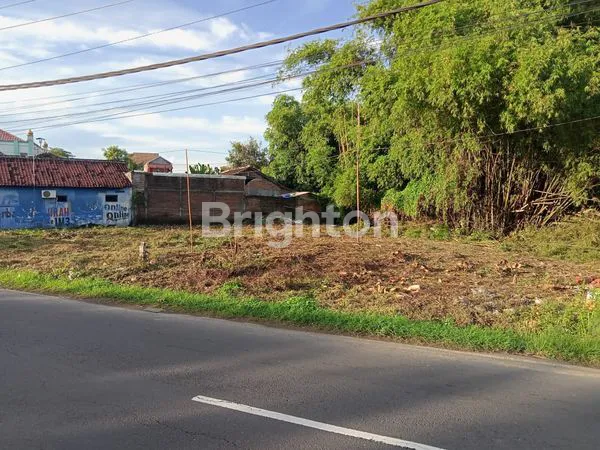 image TANAH LUAS DI PINGGIR JALAN TELUKAN SUKOHARJO (1)