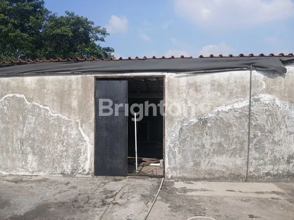 image RUKO 2 LANTAI ATAS DAK LUAS PINGGIR JALAN RAYA BEKASI UTARA (8)