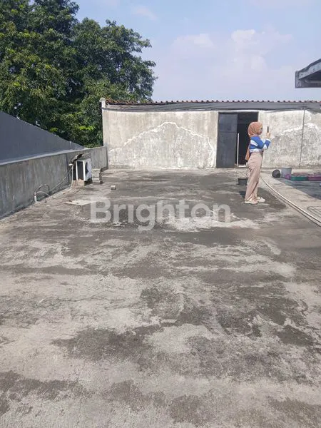 image RUKO 2 LANTAI ATAS DAK LUAS PINGGIR JALAN RAYA BEKASI UTARA (7)