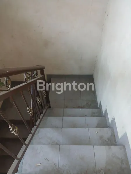 image RUKO 2 LANTAI ATAS DAK LUAS PINGGIR JALAN RAYA BEKASI UTARA (3)