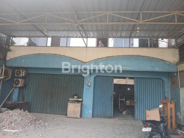 image RUKO 2 LANTAI ATAS DAK LUAS PINGGIR JALAN RAYA BEKASI UTARA (1)