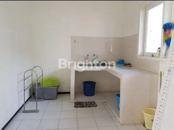 image DIJUAL RUMAH SANGAT TERAWAT DI PERUMAHAN PUNCAK BURING, DEKAT CITRA GARDEN, MALANG. (5)