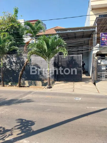 image RUMAH MEWAH LOKASI STRATRGIS DI BOJONG INDAH (1)