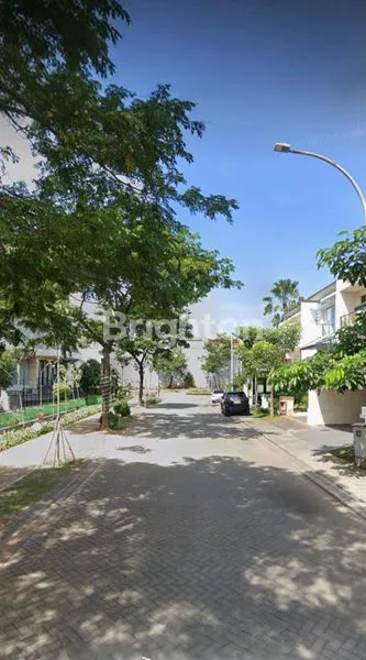 image RUMAH 2 LANTAI MEWAH DI CROWN GOLF BOULEVARD PIK JAKARTA UTARA (2)