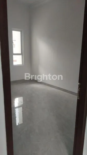 image RUMAH 2 LANTAI CLUSTER (7)