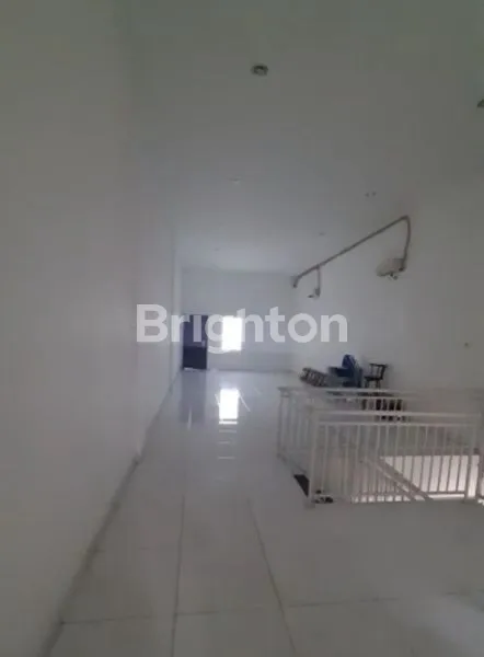 image RUKO SIAP PAKAI STRATEGIS DI SEMARANG SELATAN (3)