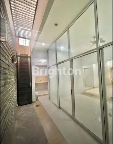 image RUMAH RAPIH CRYSTAL GADING SERPONG (3)