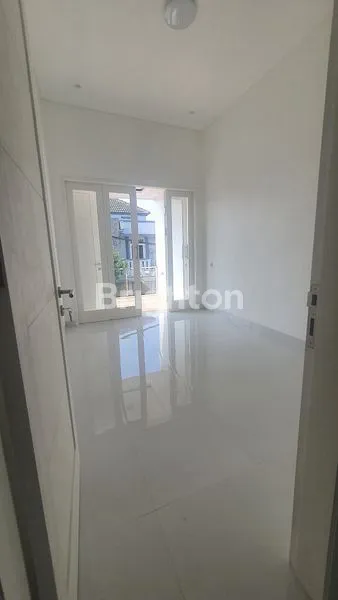 image RUMAH SIAP HUNI DI KENCANA LOKA BSD  (7)