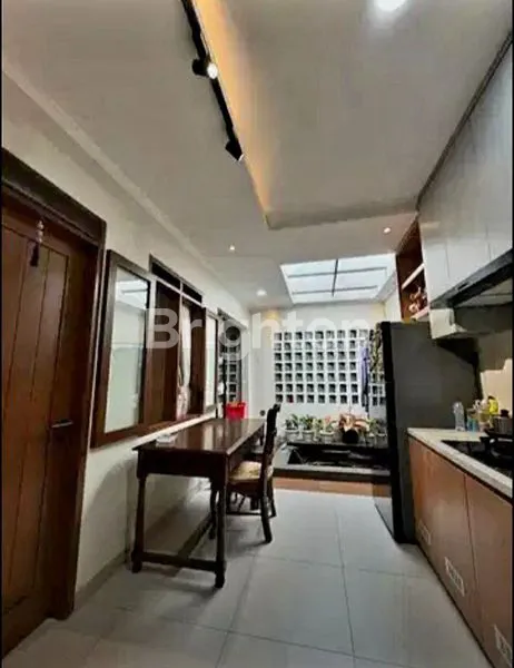 image DIJUAL CEPAT BESRTA ISINYA 1 UNIT RUMAH 1 LANTAI MINIMALIS DAN SIAP HUNI YANG LOKASINYA DI KOMPLEK PURIDAGO ANTAΡΑΝΙ KOTA BANDUNG (7)