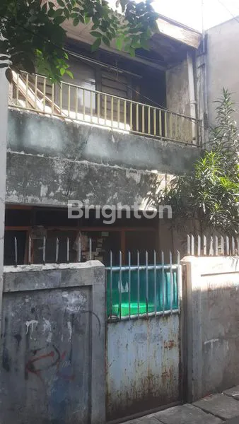 image BANGUNAN TUA HITUNG TANAH DITANAH SEREAL JEMBATAN LIMA (1)