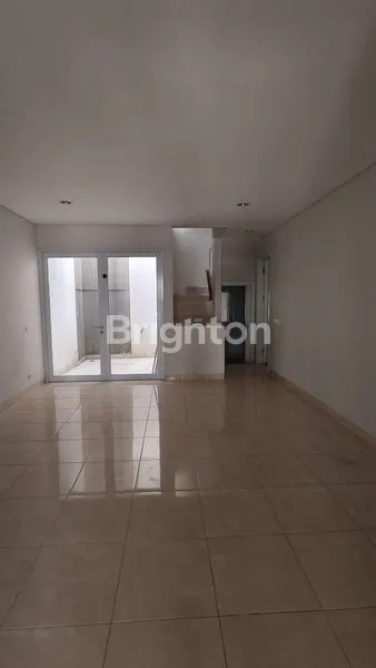 image RUMAH MINIMALIS DI CLUSTER HYLAND, GREENWICH BSD (6)