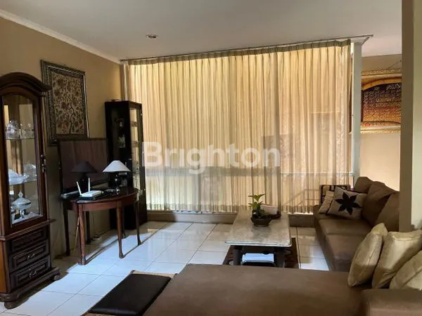 image DIJUAL BESERTA ISINYA 1 UNIT RUMAH CANTIK ASRI TERAWAT DAN SIAP HUNI YANG LOKASINYA DI KOTA BARU PARAHYANGAN, PADALARANG (6)