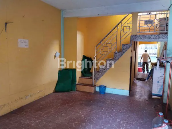 image DIJUAL RUMAH UTAMA DAN RUMAH KOST COCOK UNTUK INVESTASI MASA DEPAN DI JALAN DEWI SARTIKA BARAT SEMARANG (8)