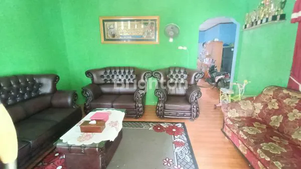 image RUMAH SIAP HUNI LOKASI AMAN & NYAMAN AREA STRATEGIS KE FASILITAS UMUM (1)