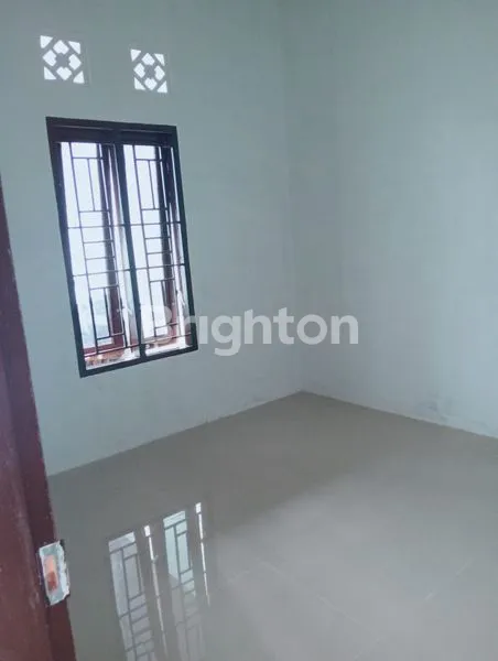 image SANGAT CANTIK DAN SIAP HUNI SEPERTI RUMAH BARU DI TEMBUNG MEDAN (3)