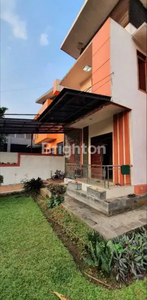 image EKSKLUSIF! RUMAH 2 LANTAI DI ROYAL DUTA TOWN HOUSE – CIWARUGA, PARONGPONG LUAS, NYAMAN, DAN SIAP HUNI! (6)