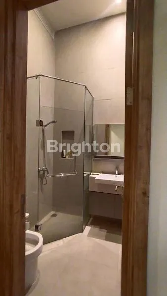 image RUMAH LUASNYA TANGLIN SANCTUARY SENTUL CITY (8)