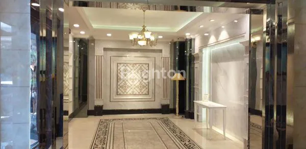 image RUKO PREMIUM 4 LANTAI DI GEMBLONGAN - LOKASI EMAS PUSAT KOTA (7)