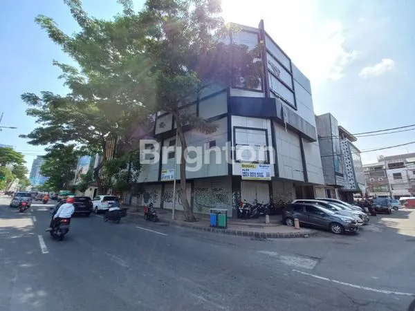 image RUKO PREMIUM 4 LANTAI DI GEMBLONGAN - LOKASI EMAS PUSAT KOTA (6)