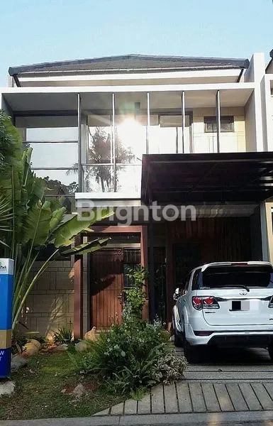 image RUMAH 2 LANTAI SIAP HUNI DI GOLDEN PARK 1 (1)