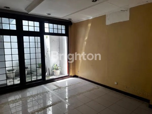 image RUKO 3 LANTAI SANGAT STATEGIS JARANG ADA DT TENGAH KOTA CIMAHI JL. RAYA BESAR MAINROAD (4)